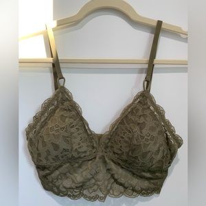 EUC Aerie Green Padded Bralette | Olive Green Lace | Size Medium